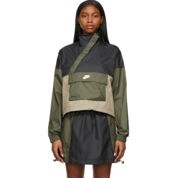Nike Jackets & Blazers - Nike NSW Icon Clash Windbreaker